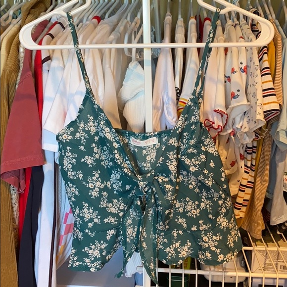 front-tie tank top - Picture 2 of 3